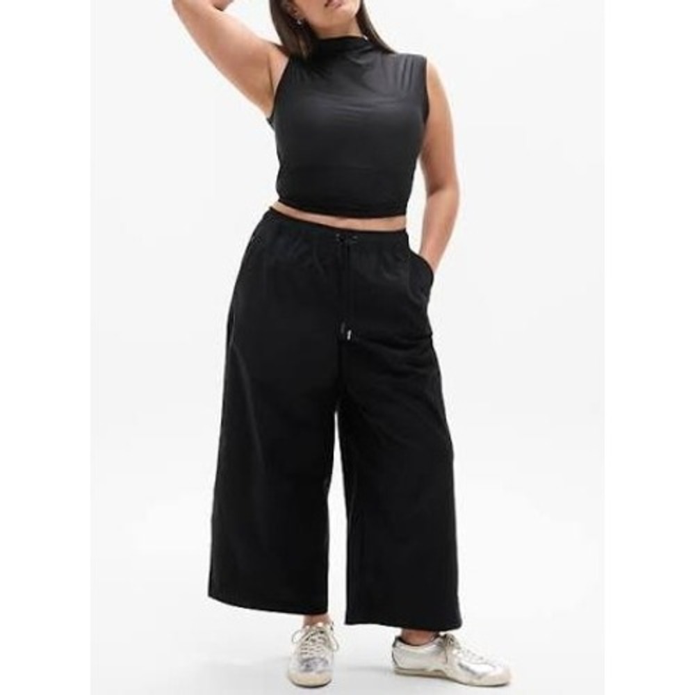 Athleta Midday Crop Poplin Pants XL Black Wide Leg Drawstring Travel Hiking